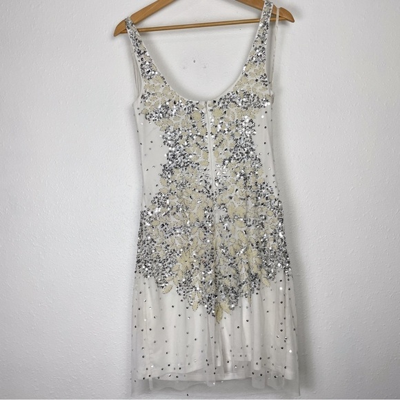 Adrianna Papell Mini Bridal Sleeveless Scoop Neck Beaded Sheath Dress | Sz. 12 - Picture 11 of 16